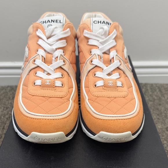 Chanel Peach Suede Quilted Logo Sneakers - 38.5 - Picture 5 of 10